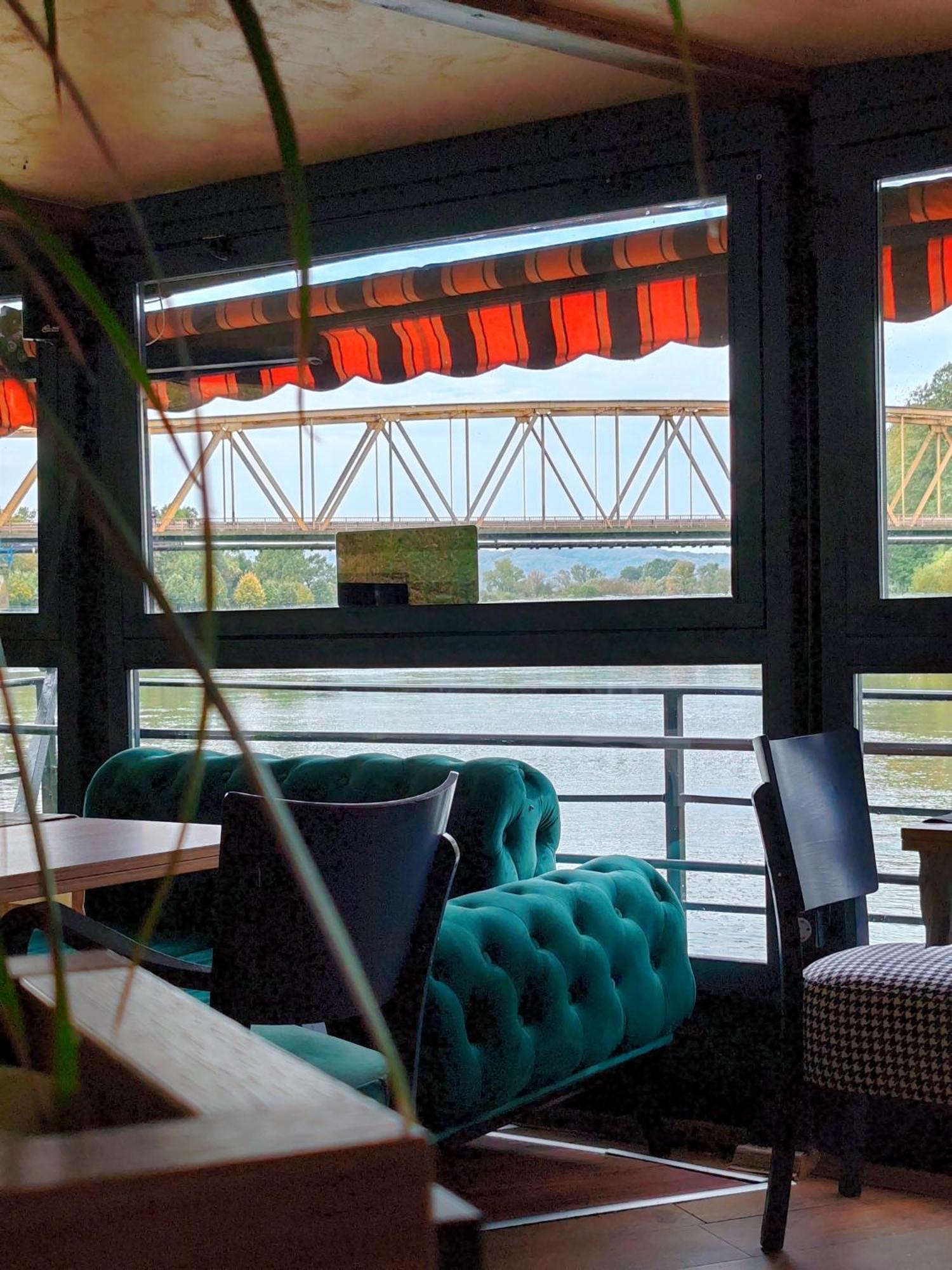 Cruiser Restoran Ćuprija Kültér fotó